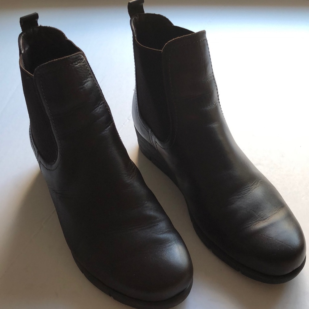 Dune London Parkham Comfort Wedge Chelsea Boot